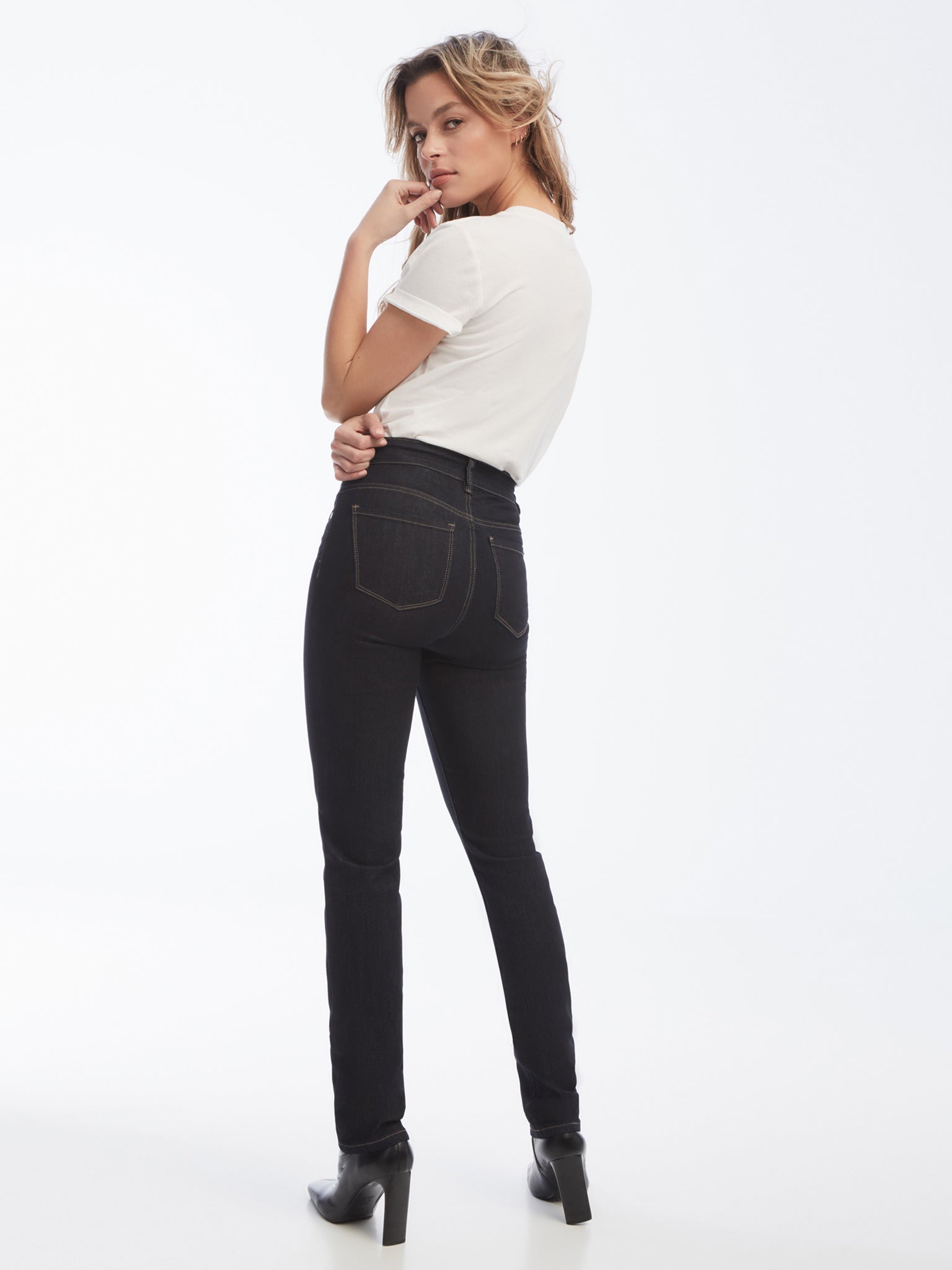 New Gigi (6113742913712)