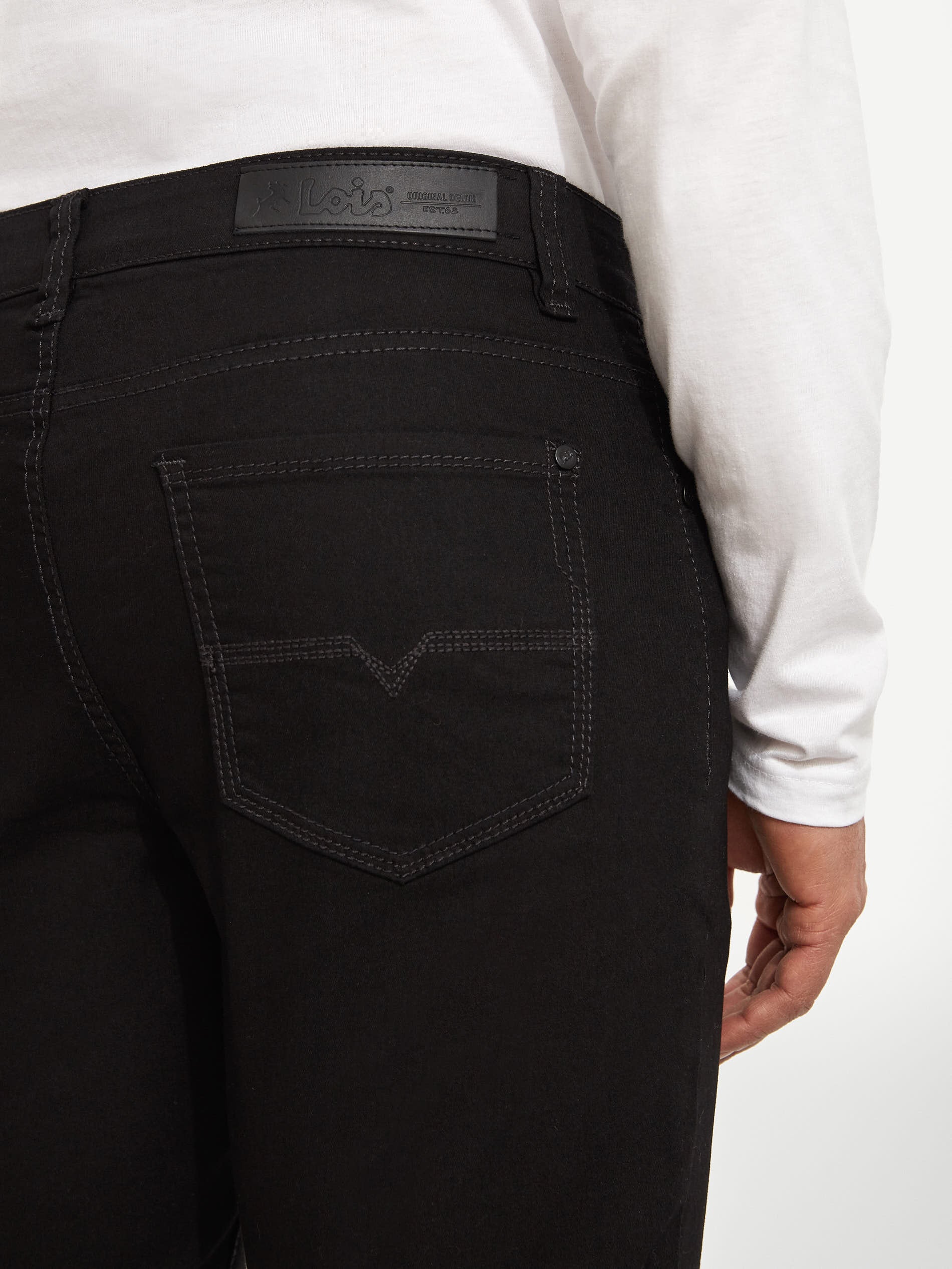 BLACK (6113745797296)